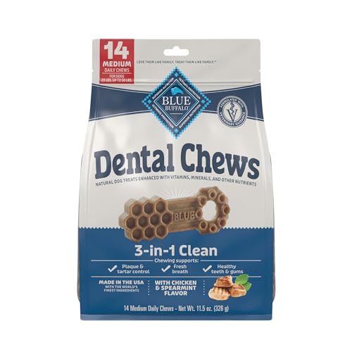 Blue Buffalo Medium Dental Chews Daily Dental Care Dog Treats Chicken & Spearmint (14 Count)