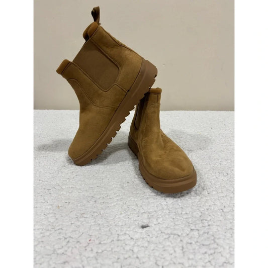 Bacia Womens Chestnut Platform Chelsea Boots Faux Suede
